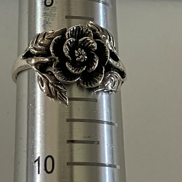 Gorgeous sterling silver rose and leaves ring - Picture 2 of 8